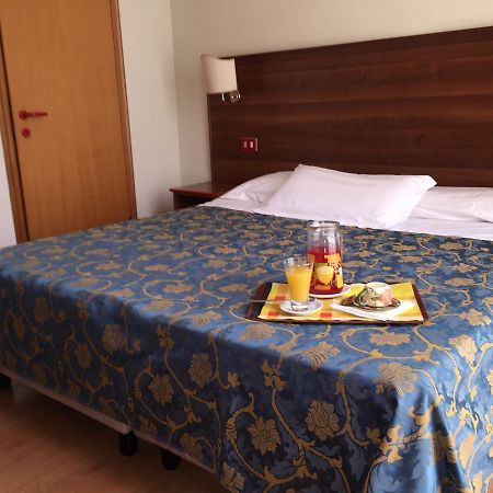 Hotel Altavilla Dieci Rome Bagian luar foto