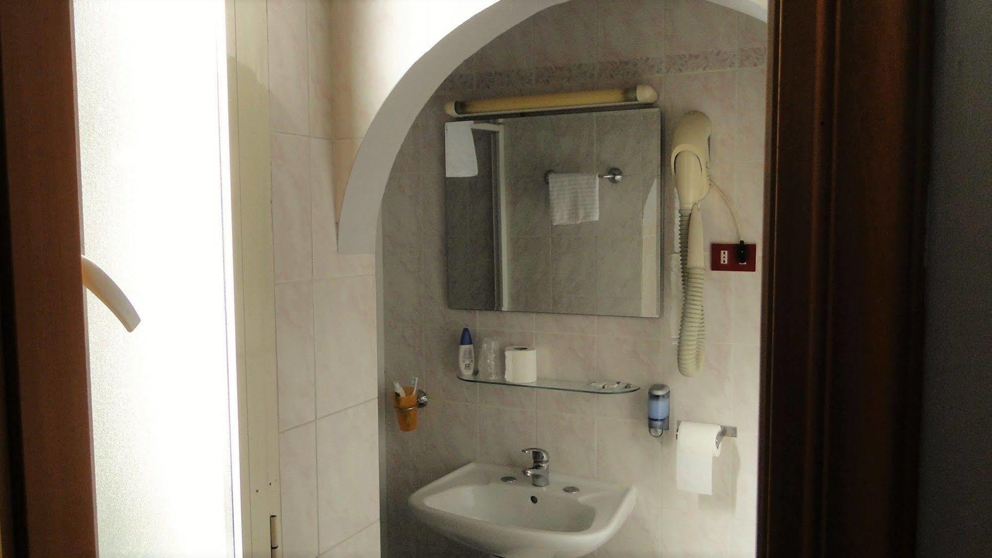 Hotel Altavilla Dieci Rome Bagian luar foto